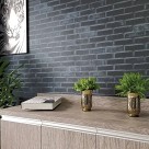 PAPEL DECORATIVO AUTOADESIVO 2MX45CMX14MM TIJOLO CINZA UN. 