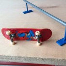 Skate De Dedo Infantil Profissional Mini Fingerboard Metal Com Lixa Conjunto Brinquedo 