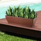 Jardineira Rattan Coffee – Decoração Sofisticada para Casa e Jardim