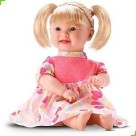 Boneca Coleção Athina Cantigas Milk com Sons de Cantigas de Roda para Crianças