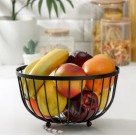 Fruteira de Metal e Madeira 25x25x12,5cm – Elegância e Funcionalidade na Cozinha