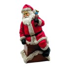Papai Noel decorativo na chaminé 12x10,8x19,8cm enfeite natalino em resina para mesa, sala e decoração de Natal