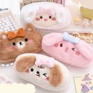 Estojo Feminino Animais de Pelúcia com 1 Zíper – Modelos Ursinho, Coelhinho e Ovelhinha, Fofos e Macios para Escola e Presente