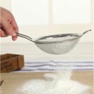 Peneira Inox 16cm com Cabo Longo – Peneira de Aço Inoxidável com Malha Fina para Coar Chá, Café, Sucos